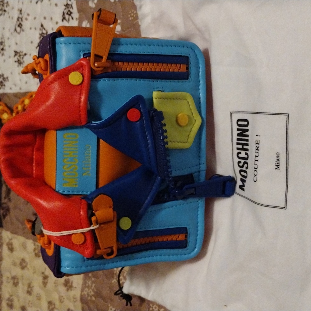 Moschino Handbag Runway Collection Limited Edition - Picture 10 of 16